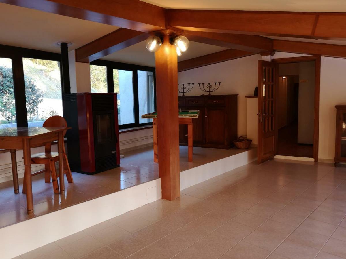 アッシジ Agriturismo Il Nocetoヴィラ エクステリア 写真