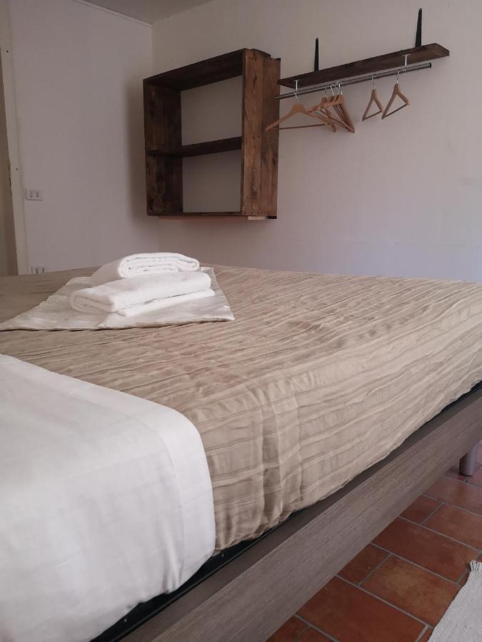 アッシジ Agriturismo Il Nocetoヴィラ エクステリア 写真