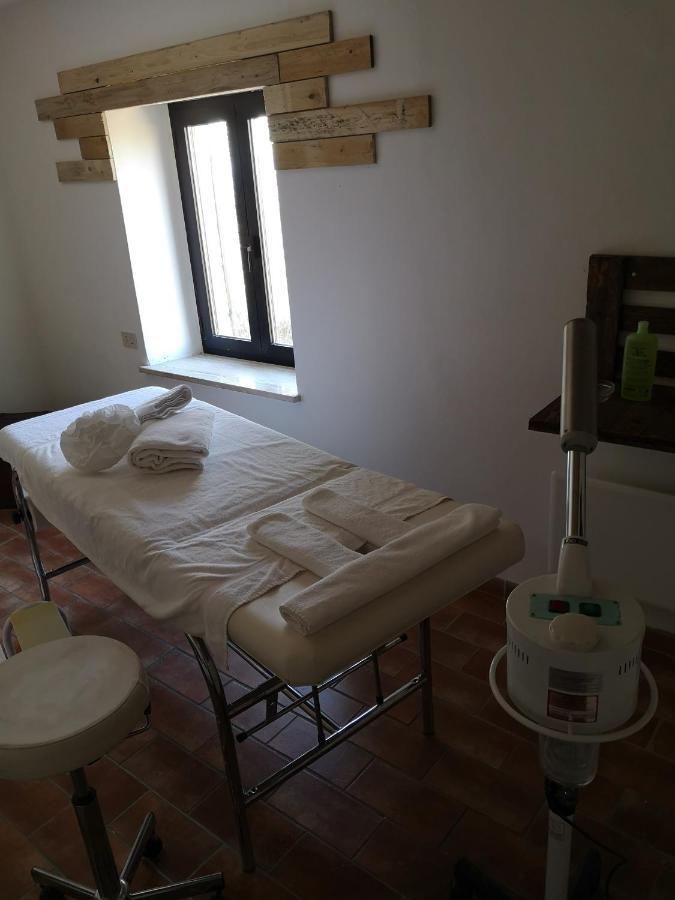 アッシジ Agriturismo Il Nocetoヴィラ エクステリア 写真