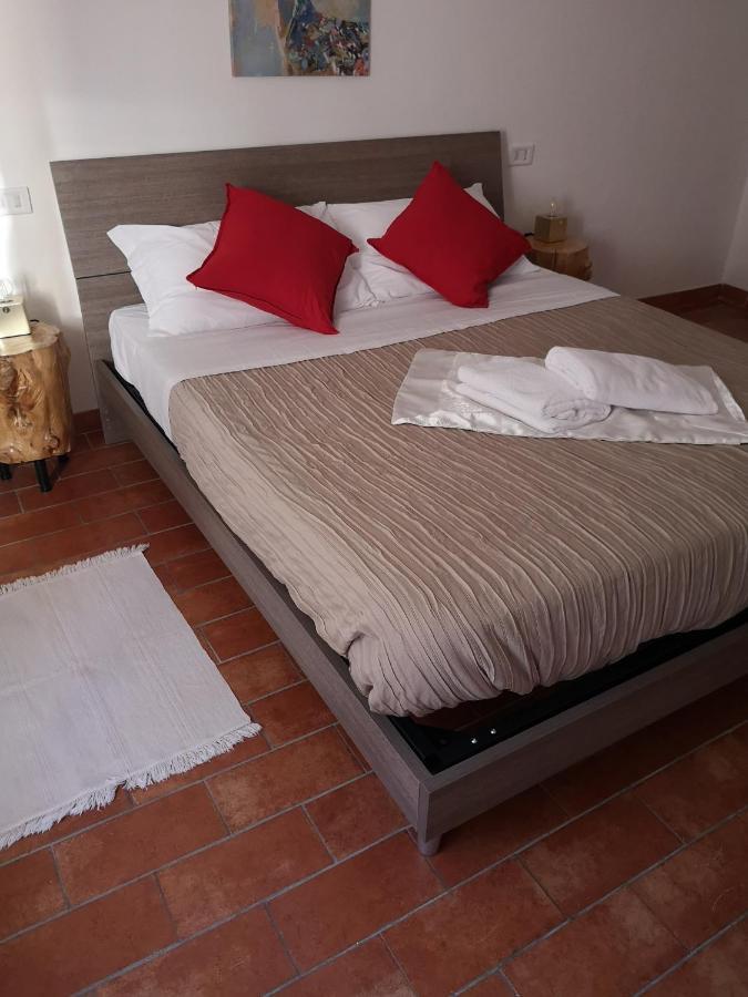 アッシジ Agriturismo Il Nocetoヴィラ エクステリア 写真